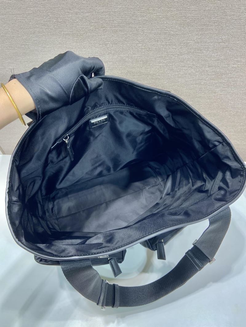 Pra*a tote bags